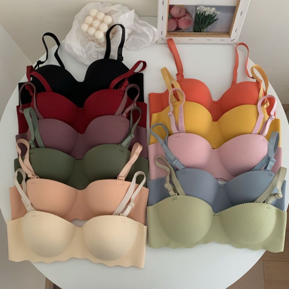 حمالة صدر مريحة وجذابة بدون خي - مراجعة Wirefree Bra Comfort وسعره