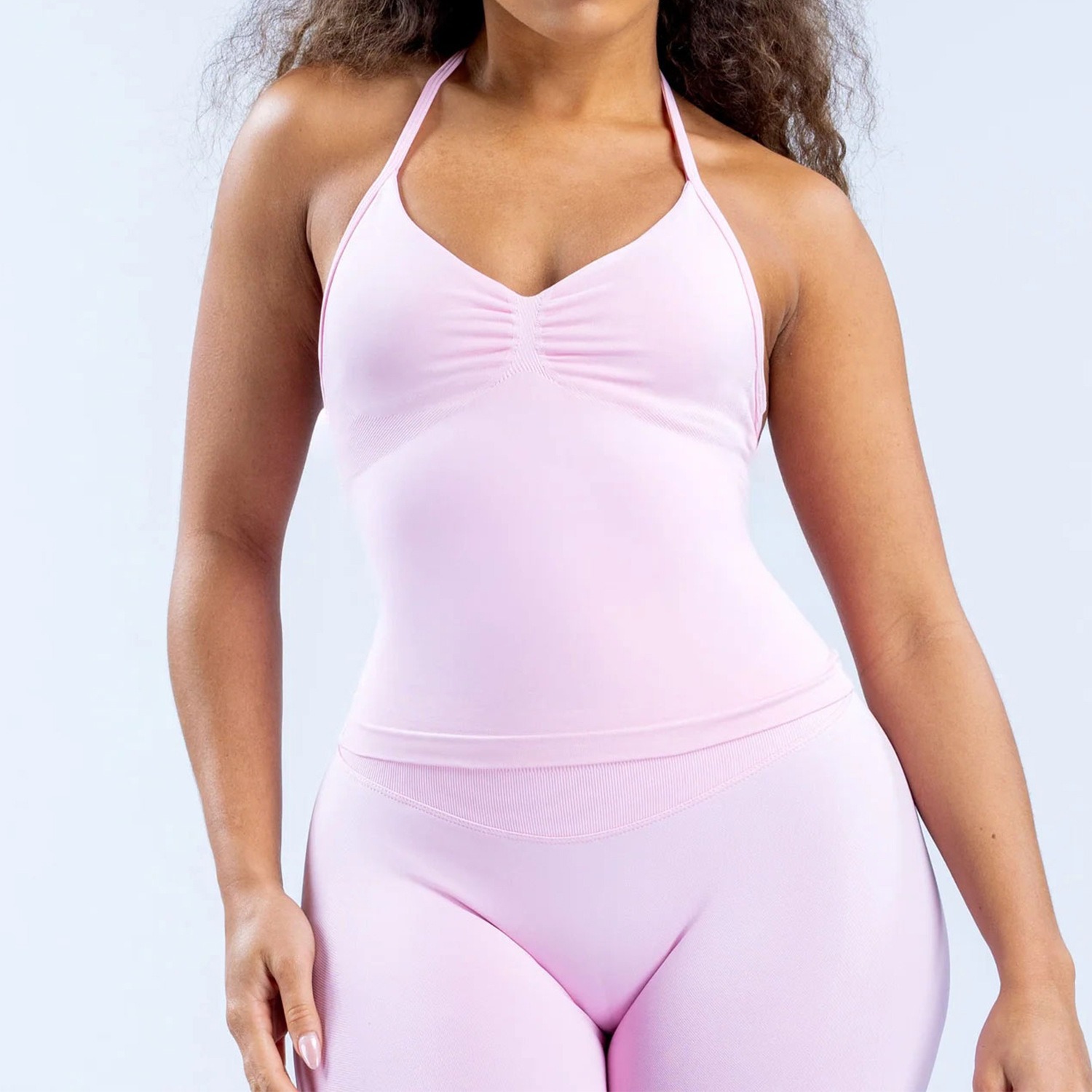 قميص يوجا نسائي برقبة هالتر، ت - مراجعة T Shirt Bra Seamless وسعره