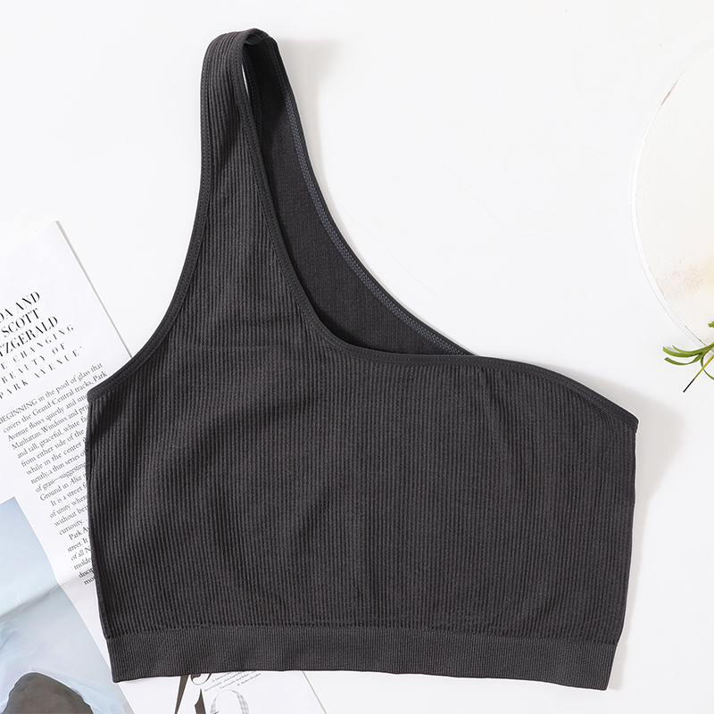 ملابس داخلية نسائية بكتف واحد  - مراجعة T Shirt Bra Seamless وسعره