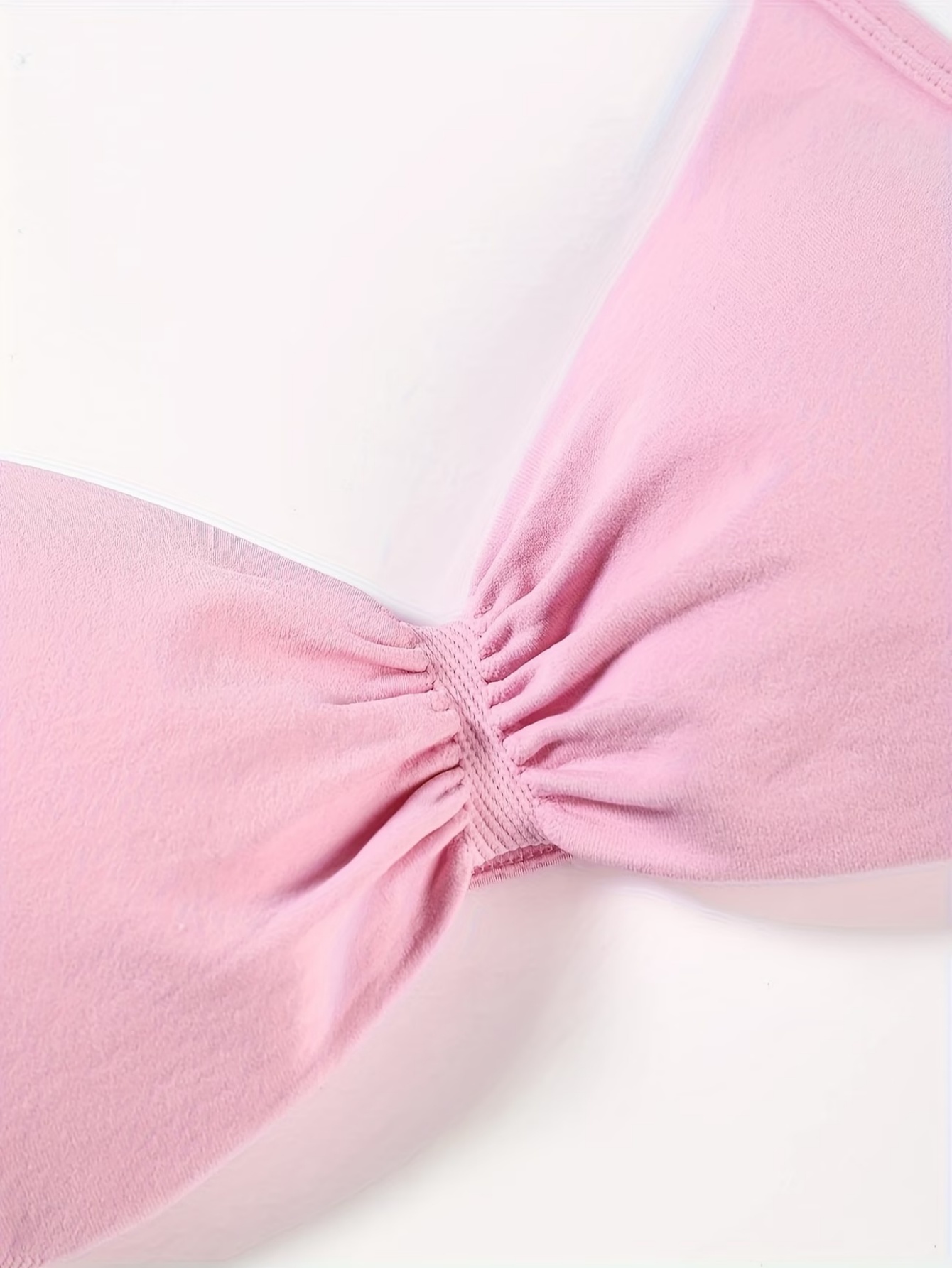 قطعتان من توبات رياضية نسائية  - مراجعة T Shirt Bra Seamless وسعره